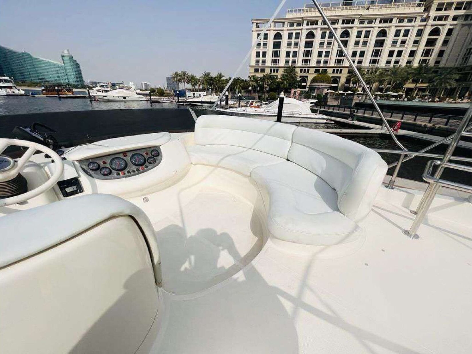 imageye___-_imgi_6_42-FEET_03-1-e1751640071874